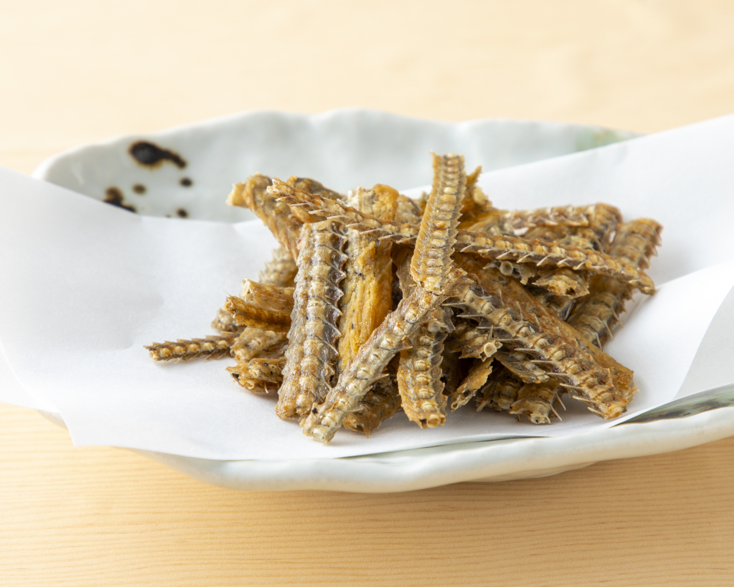 うなぎの骨せんべい